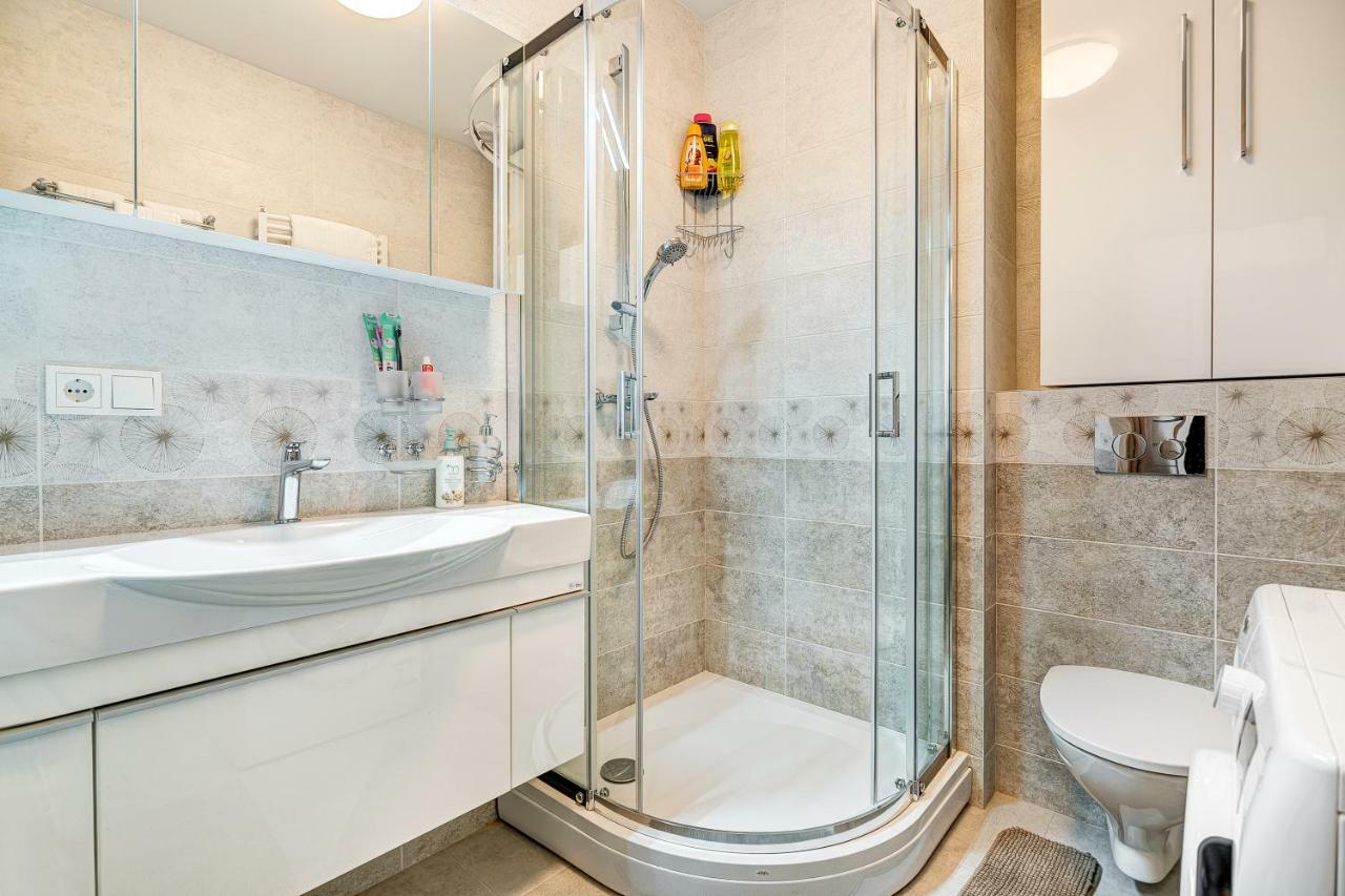 Happy Inn Studio Historic Center, Self Check-In, Ac, Parking In The Undergrnd Garage, Βίλνιους Εξωτερικό φωτογραφία